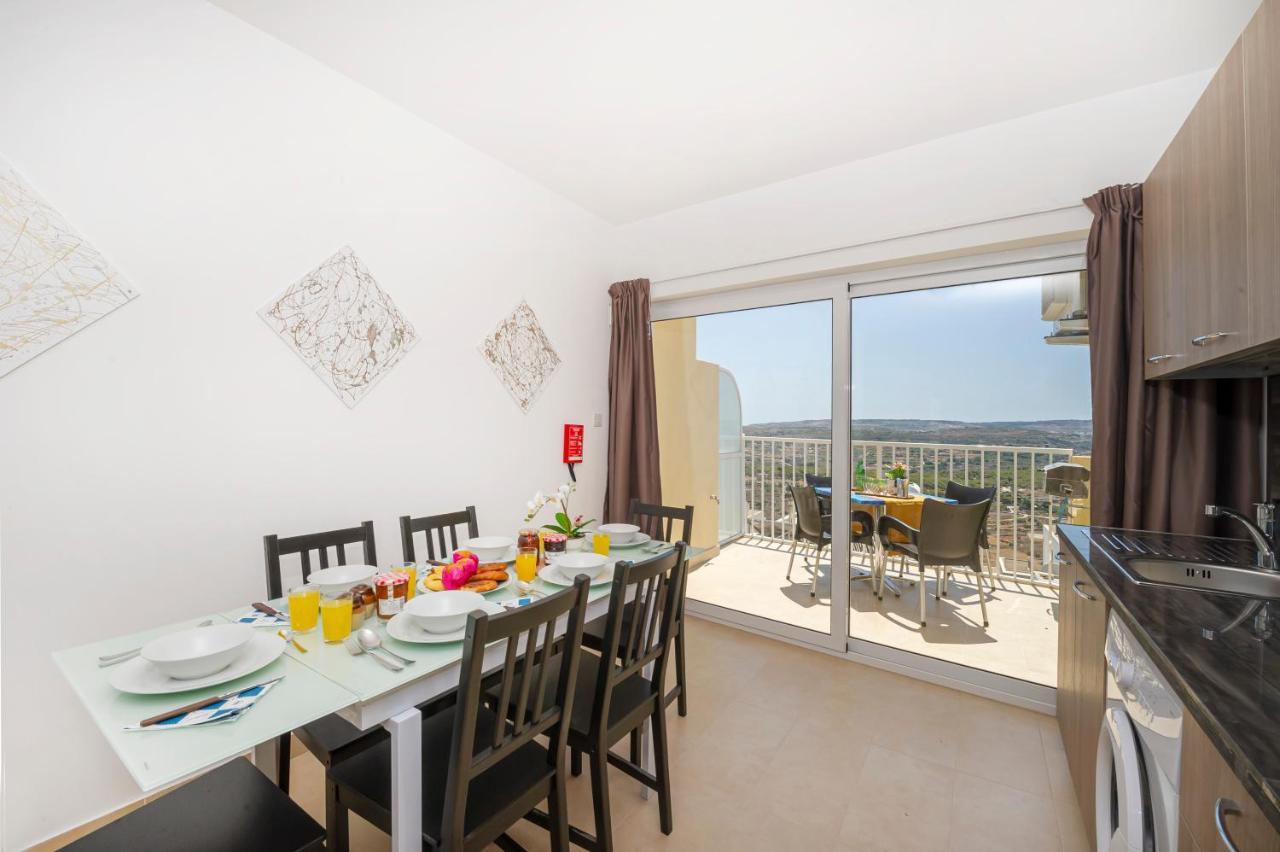 Summer Breeze Apartment With Panoramic Terrace - By Getawaysmalta Мелліха Екстер'єр фото
