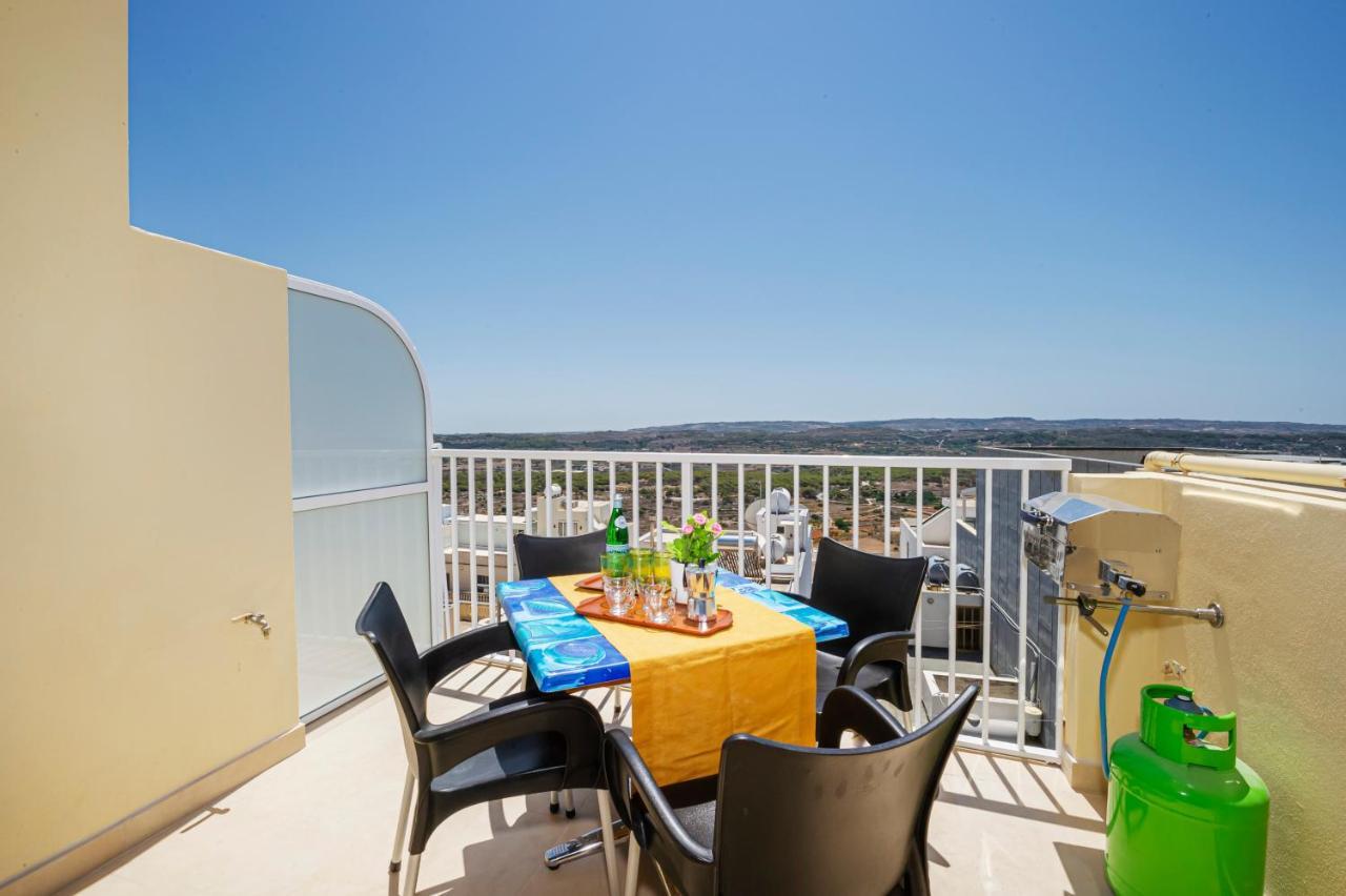 Summer Breeze Apartment With Panoramic Terrace - By Getawaysmalta Мелліха Екстер'єр фото