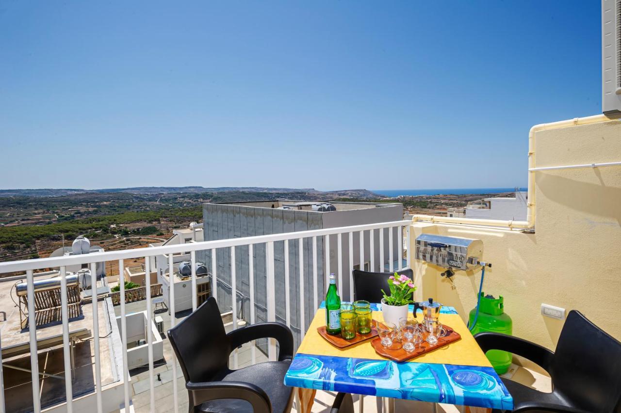 Summer Breeze Apartment With Panoramic Terrace - By Getawaysmalta Мелліха Екстер'єр фото