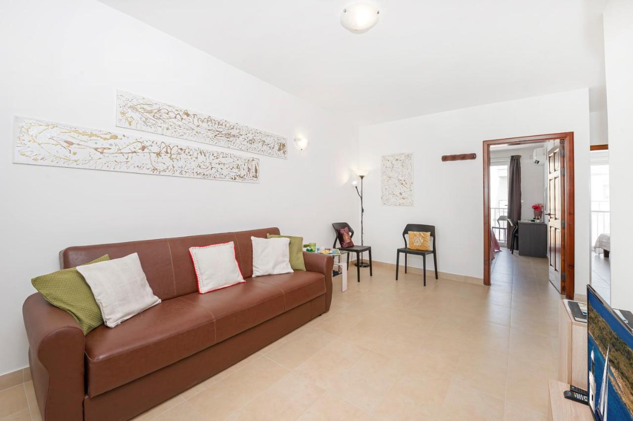 Summer Breeze Apartment With Panoramic Terrace - By Getawaysmalta Мелліха Екстер'єр фото